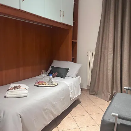 Apartment Theroom41 *
